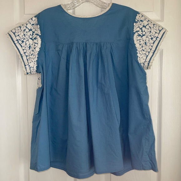 Francis Valentine Floral Embroidered Top Sz S NWOT - Picture 5 of 5